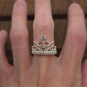 Size 8 Sterling Silver Cubic Zirconia Crown Band Ring A204